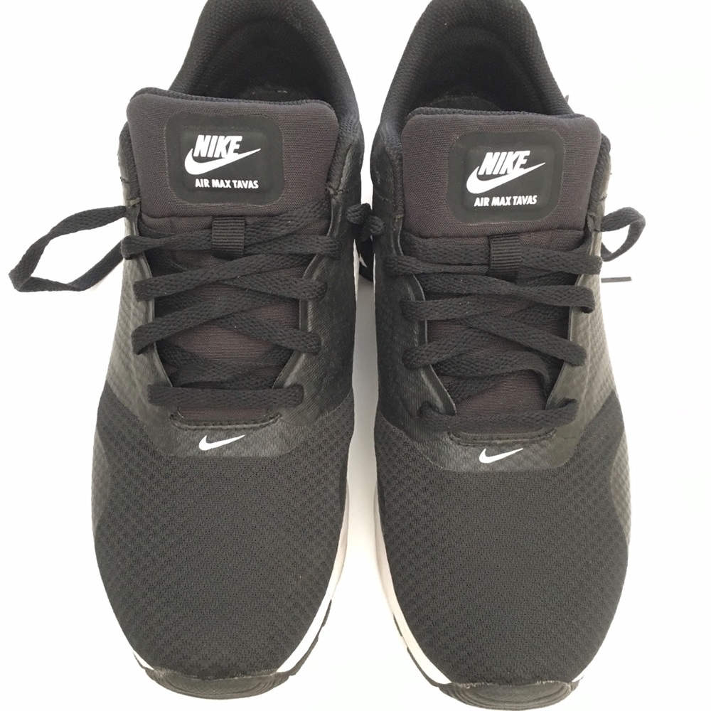 Nike Air Max Tavis Black - Size 8 Used